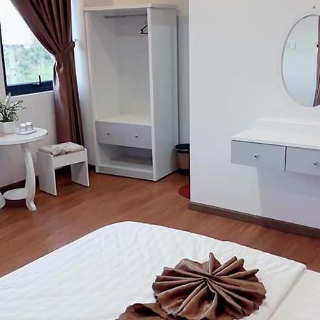 Minh Quan Hotel Далат Екстер'єр фото