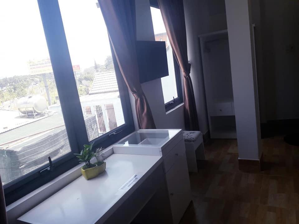 Minh Quan Hotel Далат Екстер'єр фото