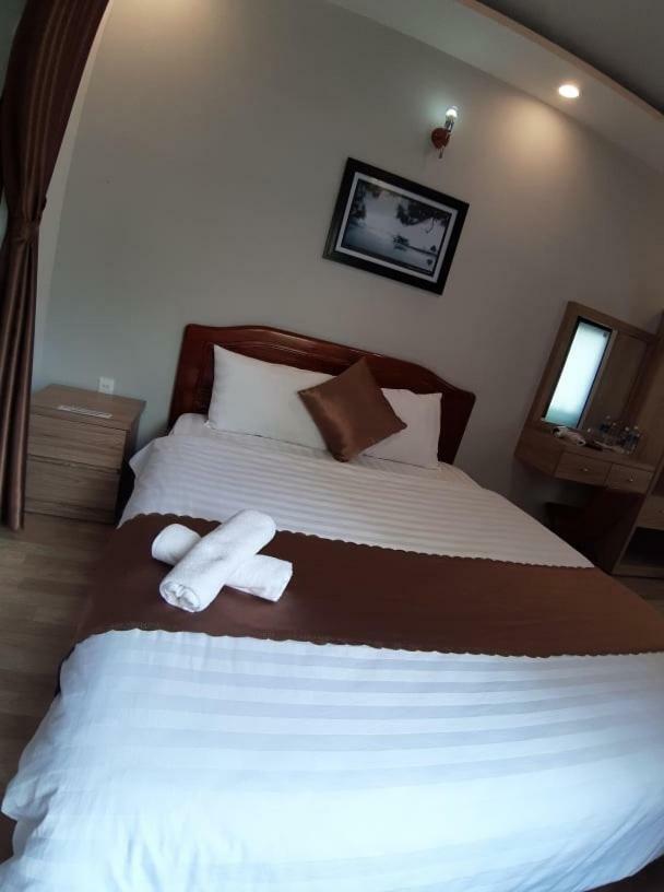 Minh Quan Hotel Далат Екстер'єр фото