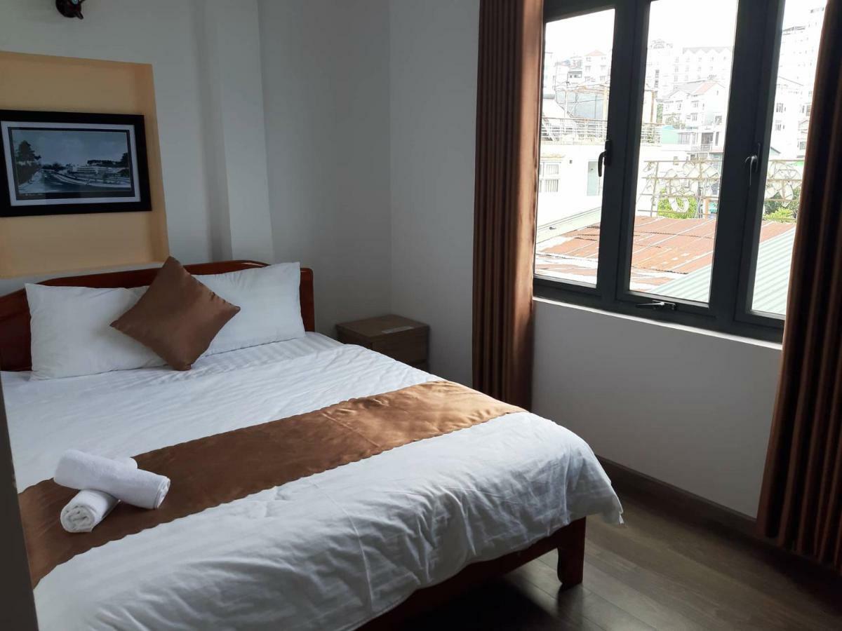 Minh Quan Hotel Далат Екстер'єр фото