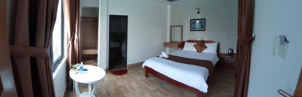 Minh Quan Hotel Далат Екстер'єр фото