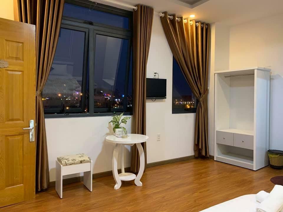 Minh Quan Hotel Далат Екстер'єр фото