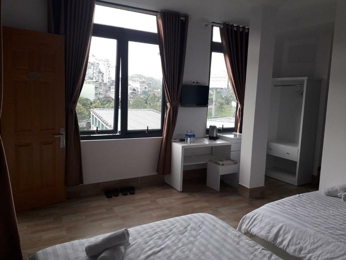Minh Quan Hotel Далат Екстер'єр фото
